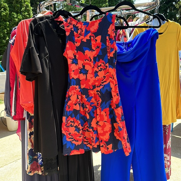 Tommy Hilfigure Dress - Picture 2 of 4